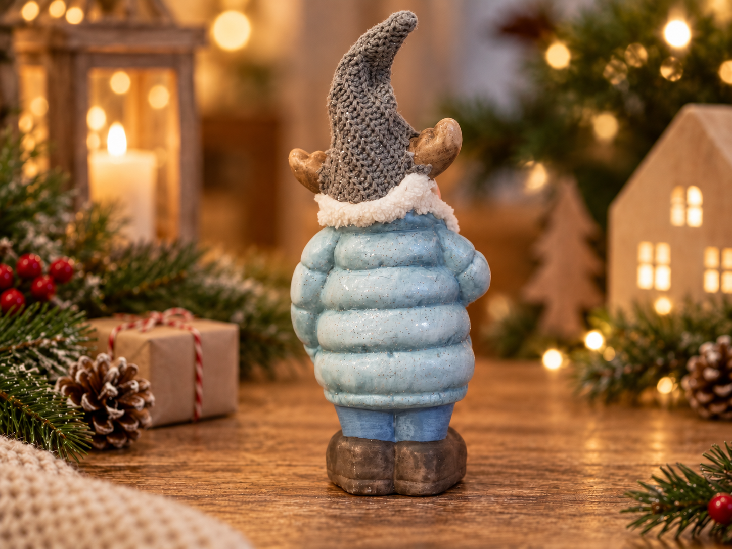 Juleelg med stofhue – Bild 2